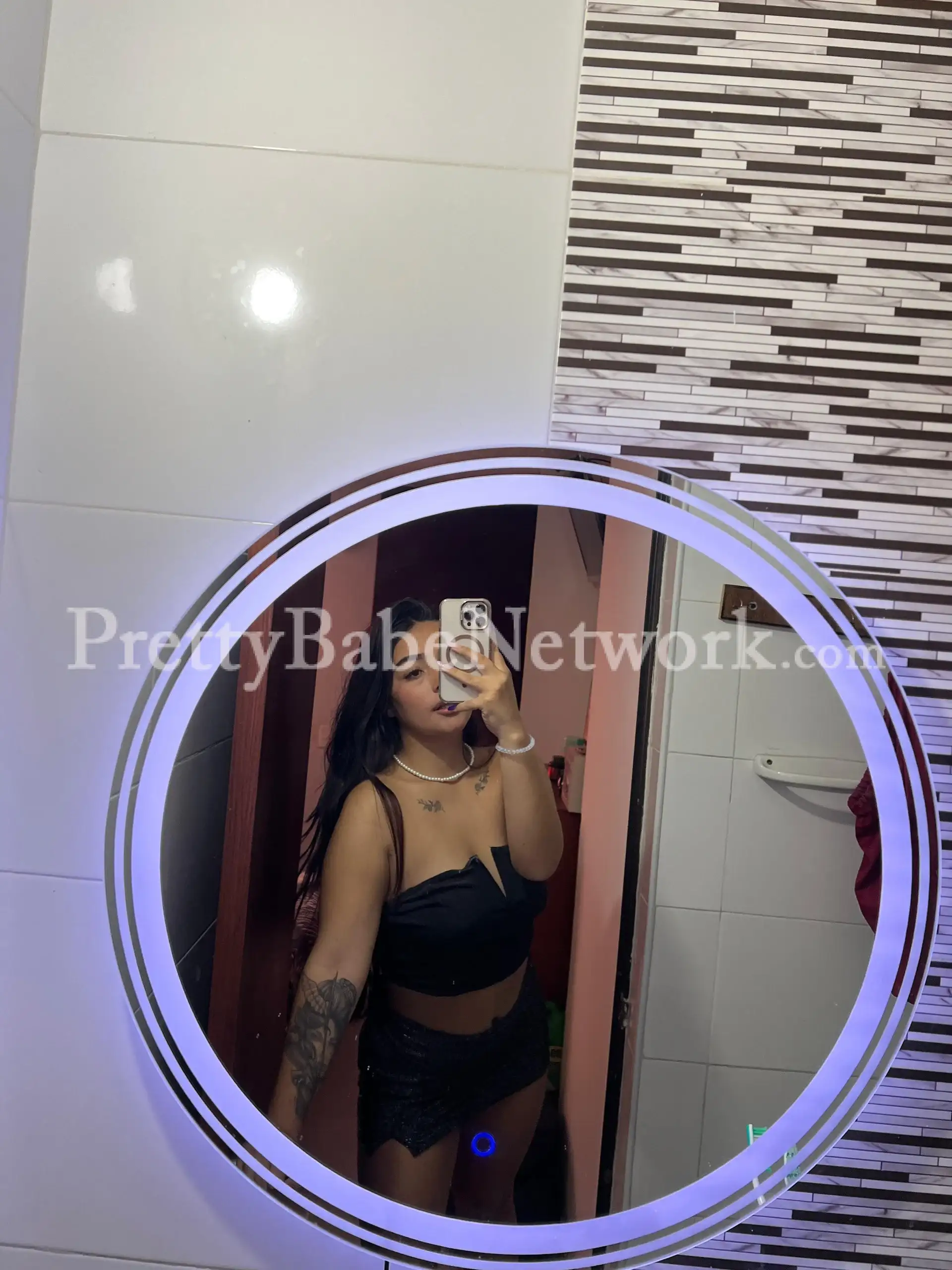 Choose Harshali from Top Borivali Escorts for 24/7 Incall/Outcall Services